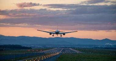 Record airline profits mask fragile dynamics for carriers and suppliers