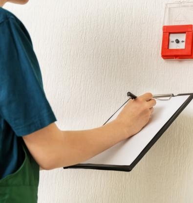 Insurance and risk management solution for vacant commercial site